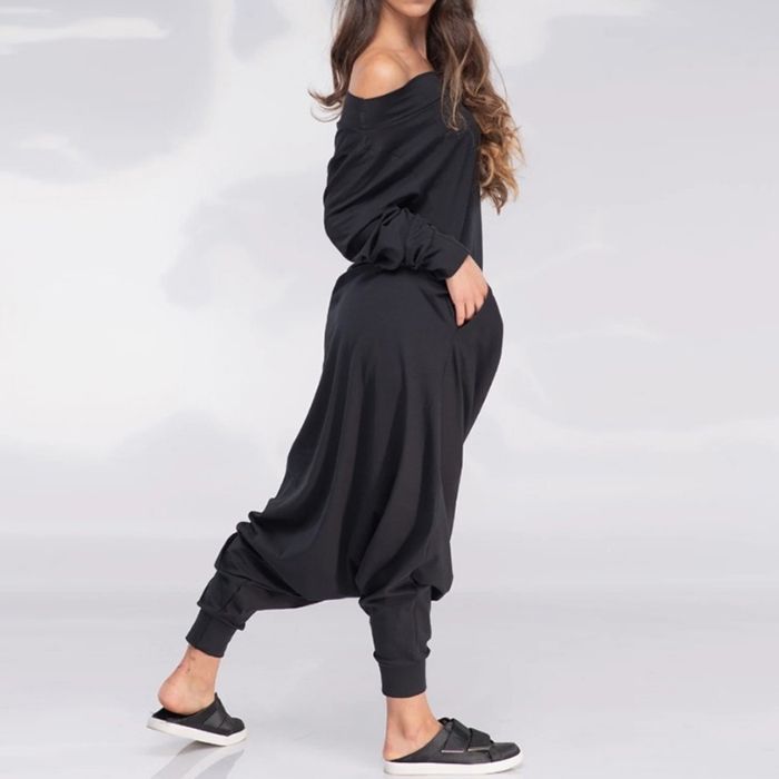 jumpsuit-ladies-cozy-yeezzi-fashion-lange-armel-schulterfrei-weites-design-entspannte-passform-leichtes-material-elastische-bundchen